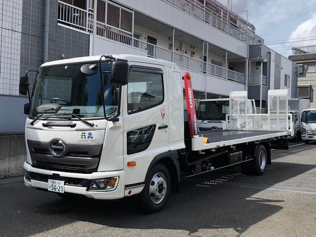 新車 情報 ４トン積載車が入りました ローダー 株式会社ヨシノ自動車